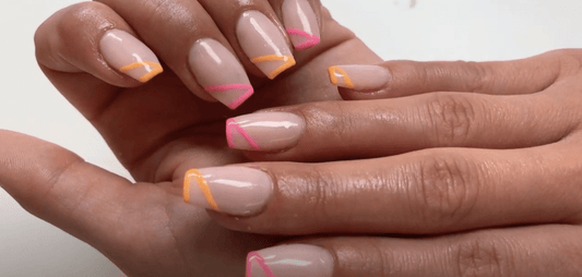 Polygel på tipper med nail art - Nailster Denmark