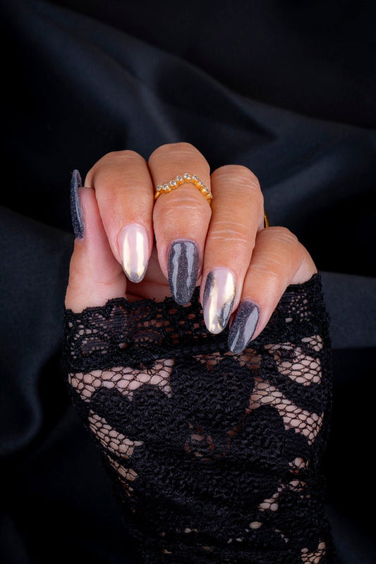 Cosmic Noir | Nailster Denmark