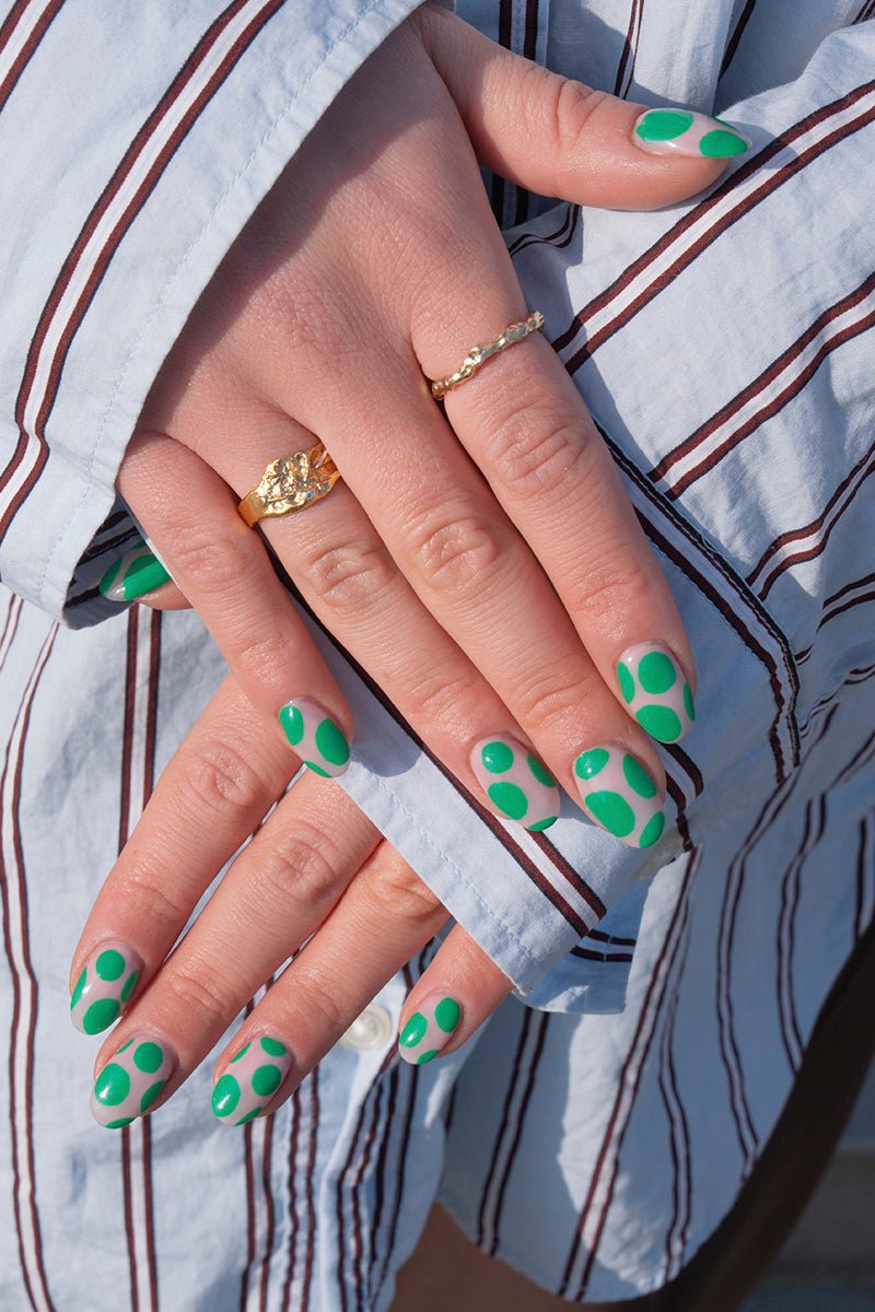 Groovy Dots Look | Nailster Denmark