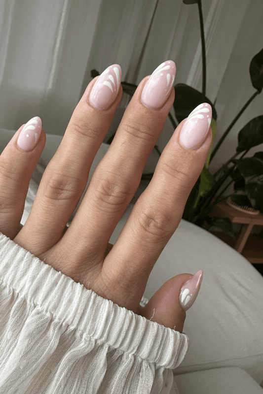 White Swirl Look | Nailster Denmark