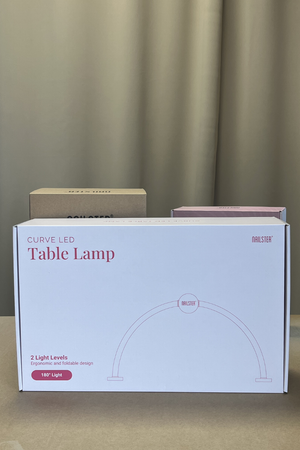 Curve LED Bordlampe