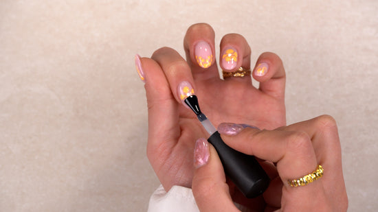 Nail Art med Blooming Gel 6 Nail Art med Blooming Gel 6