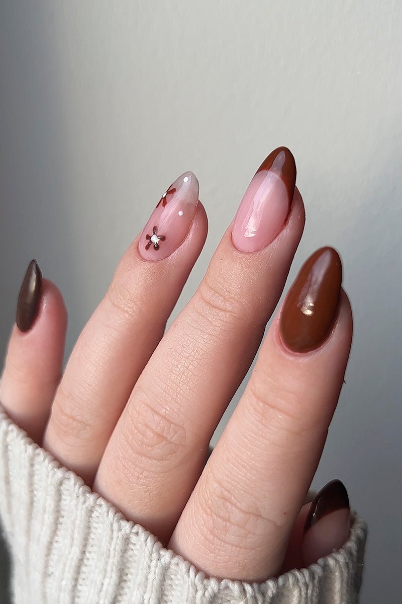 Brown Flower Look | Nailster Denmark