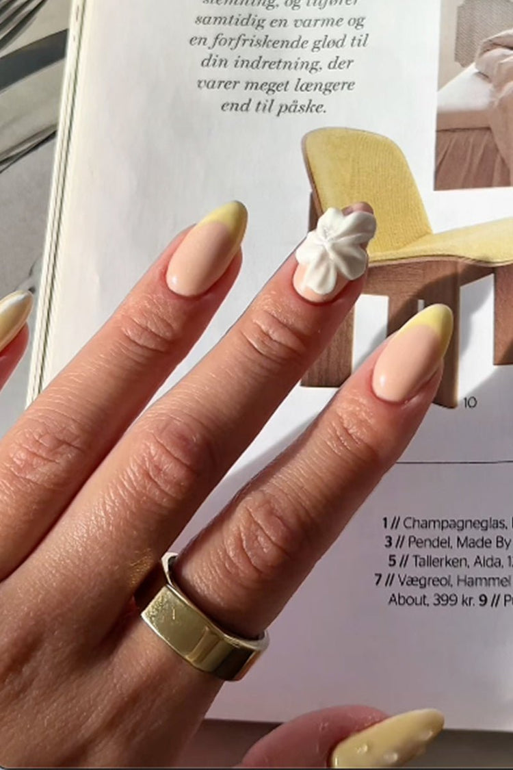 Butter Yellow Look - Katrine Regnbue | Nailster Denmark