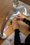 Curve LED Bordlampe | Nailster Denmark
