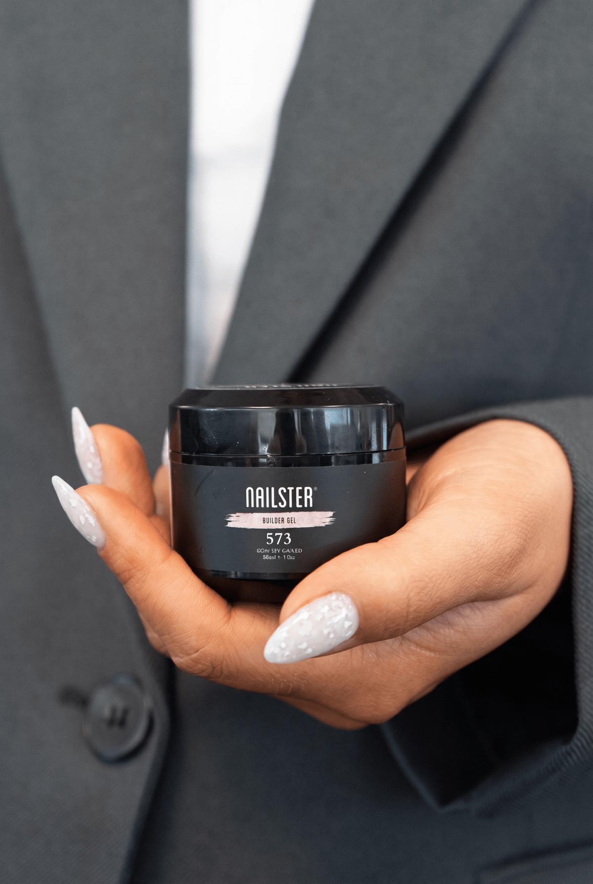 Dazzle Me · 573 | Nailster Denmark
