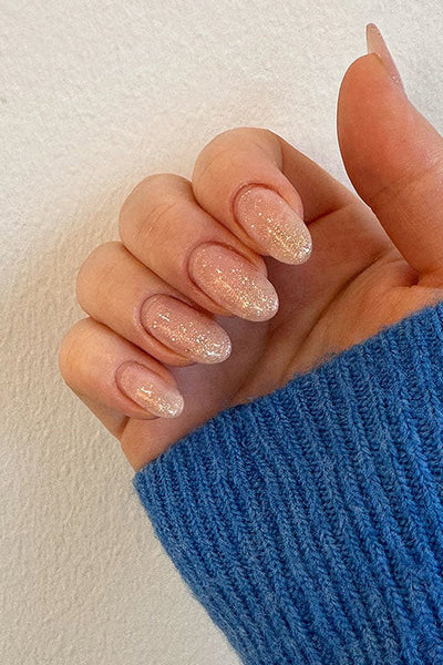 Fantasy  · 88 - Hand