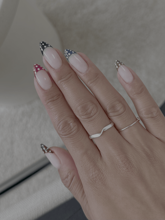 French Polka Dots | Nailster Denmark