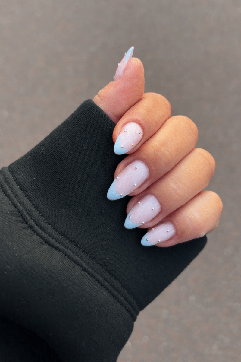 Frosted French Look | Nailster Denmark