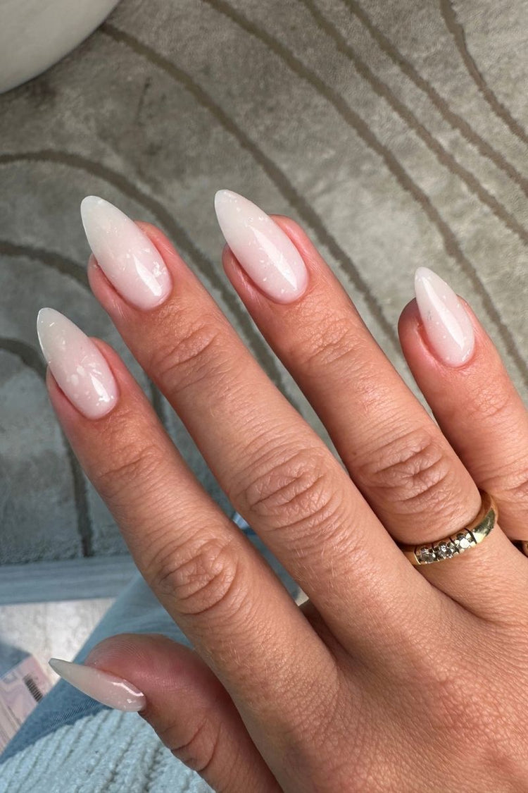 Glow Getter · 571 | Nailster Denmark