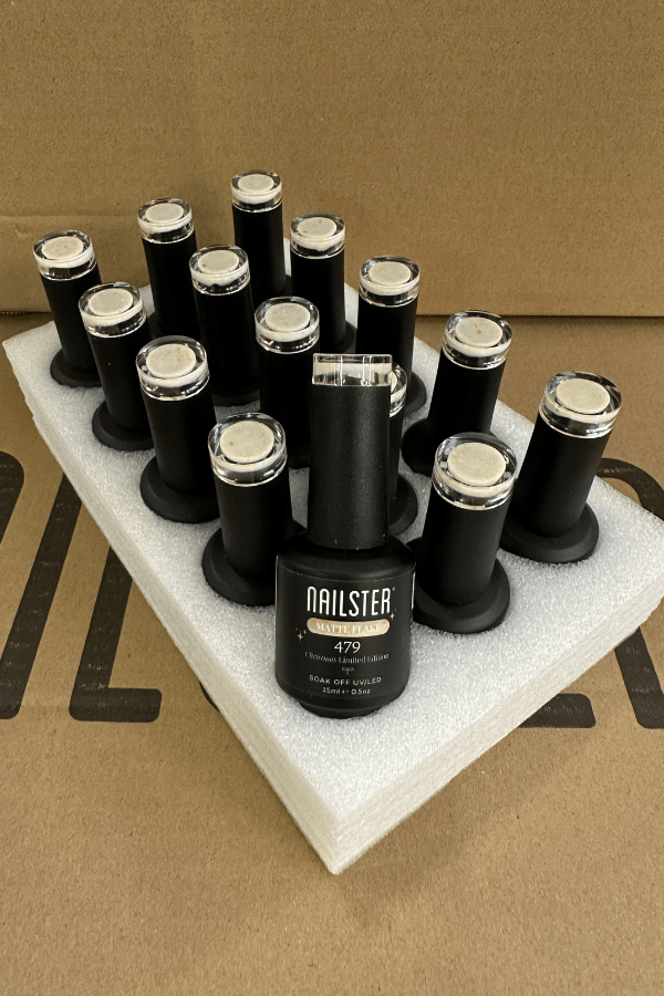 Limited Edition - Matte Flake · 479 | Nailster Denmark