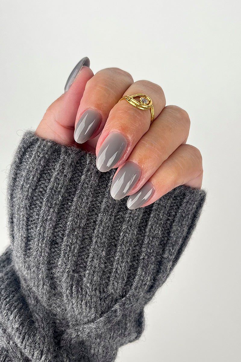 Liquid Builder Gel Cloudy Grey · 448 | Nailster Denmark