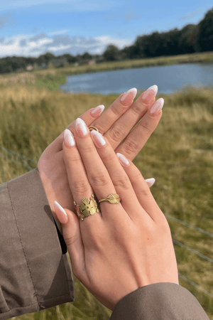 Milky French Look | Nailster Denmark