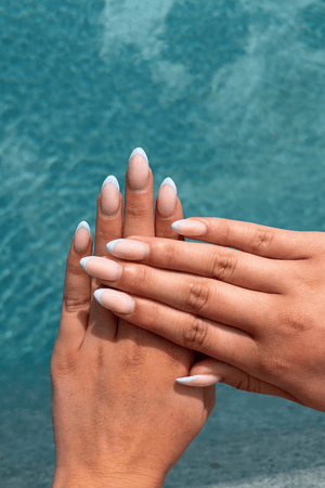 Poolside French Look | Nailster Denmark