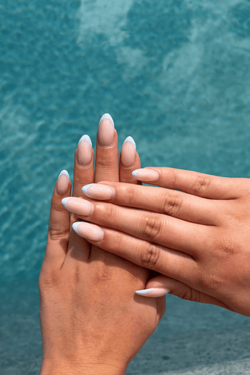 Poolside French Look | Nailster Denmark