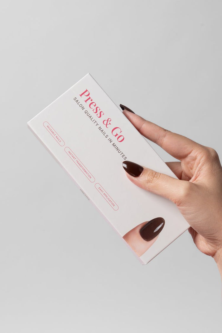 Press & Go - Brown obsession - Almond | Nailster Denmark