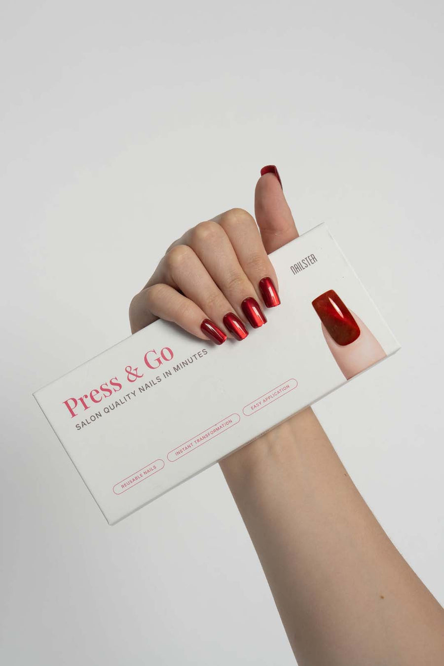 Press & Go - Cherry Cat Eye - Square | Nailster Denmark