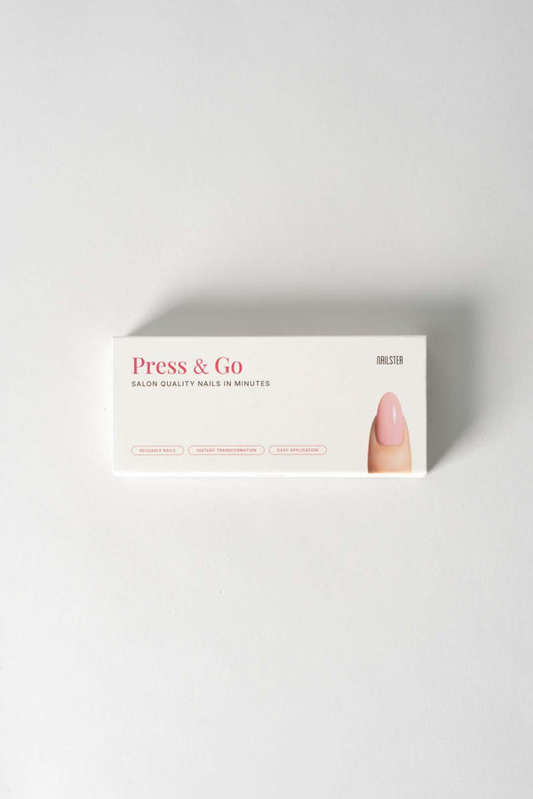 Press & Go - Feel like a girl - Almond | Nailster Denmark