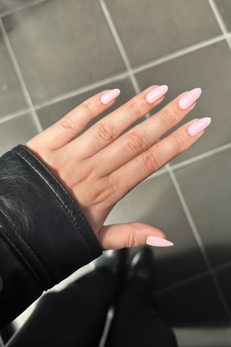 Press & Go - Feel like a girl - Almond | Nailster Denmark