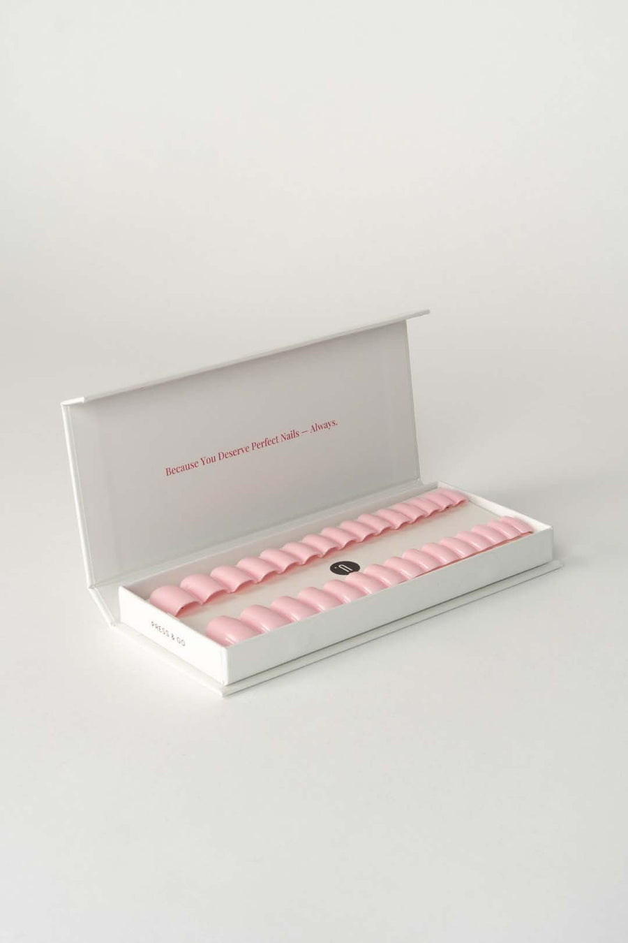 Press & Go - Feel like a girl - Square | Nailster Denmark