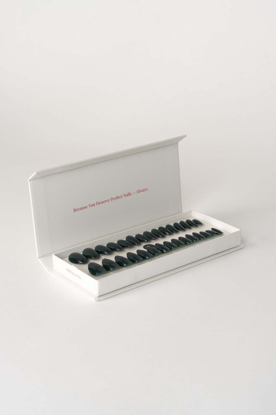 Press & Go - Moss - Almond | Nailster Denmark