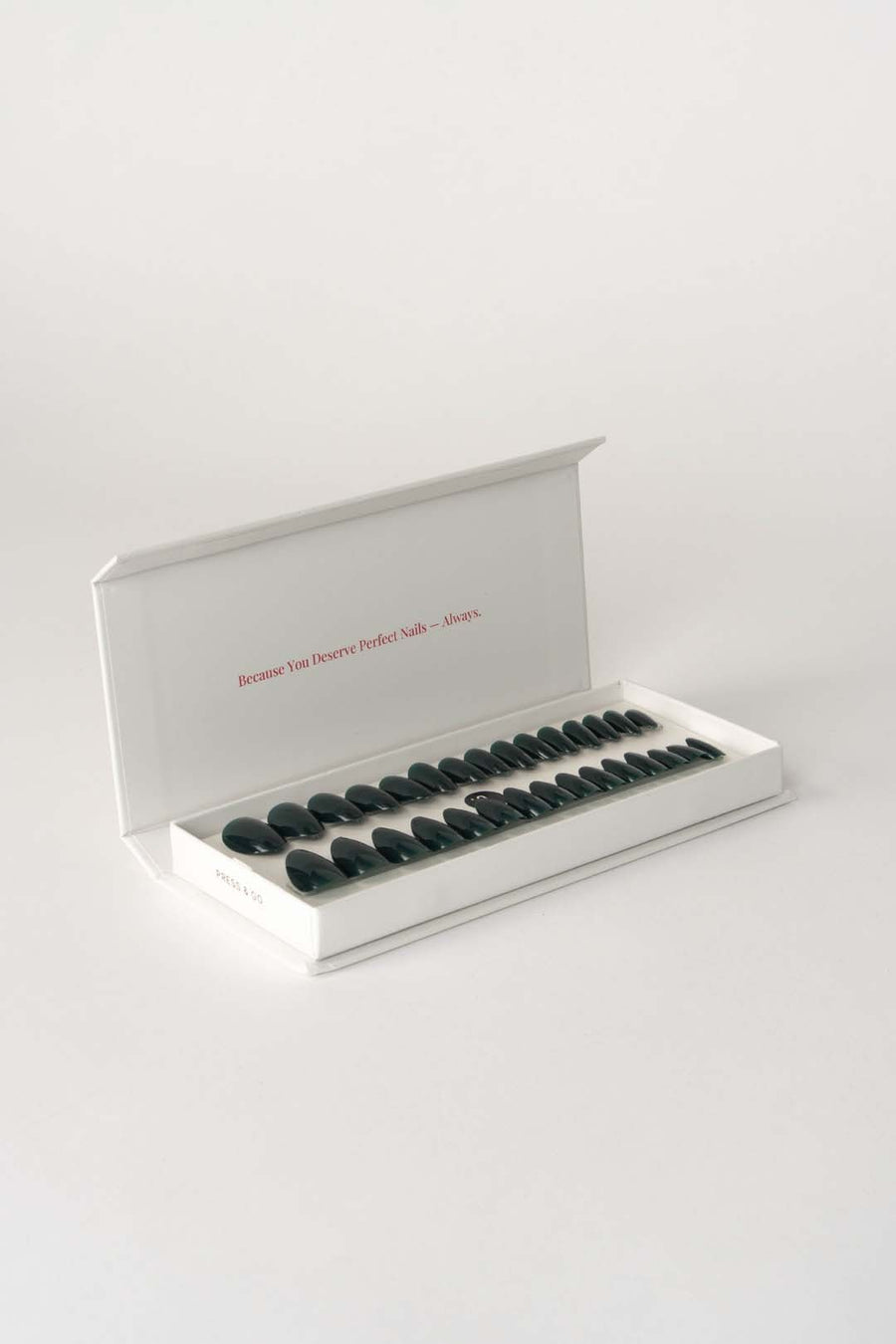Press & Go - Moss - Almond | Nailster Denmark