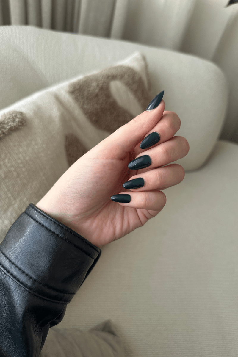 Press & Go - Moss - Almond | Nailster Denmark