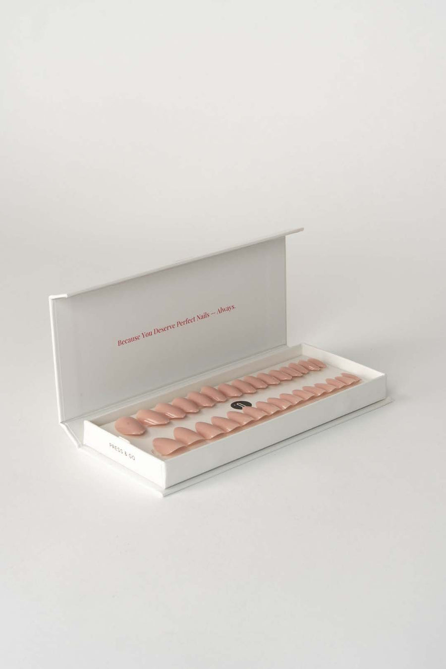 Press & Go - (not) in the mood - Almond | Nailster Denmark