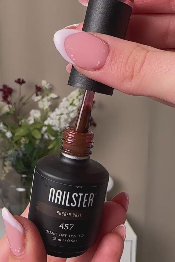 Mahogany · 457 – Rubber Base fra Nailster, video