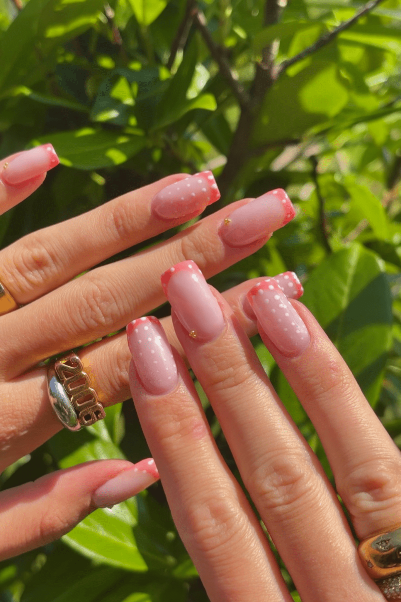 Show Off Polka Look | Nailster Denmark