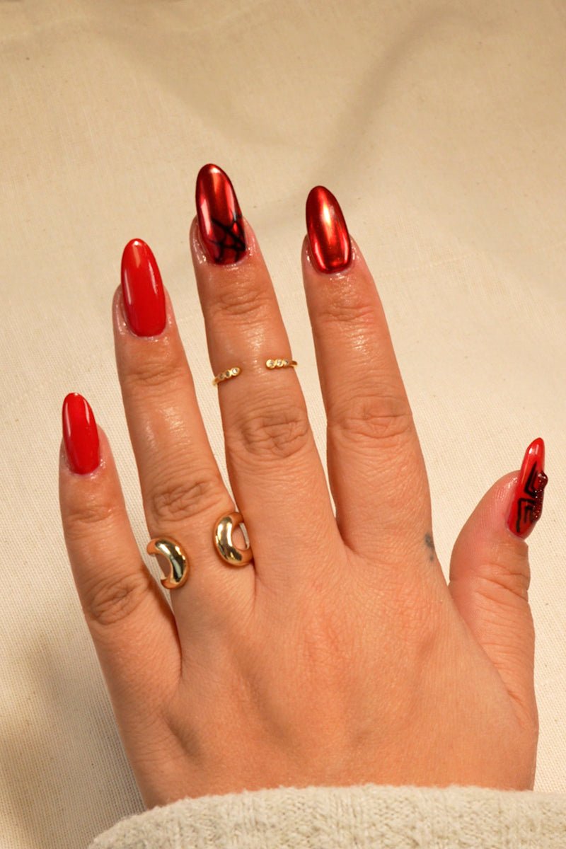 Spider Red Look | Nailster Denmark