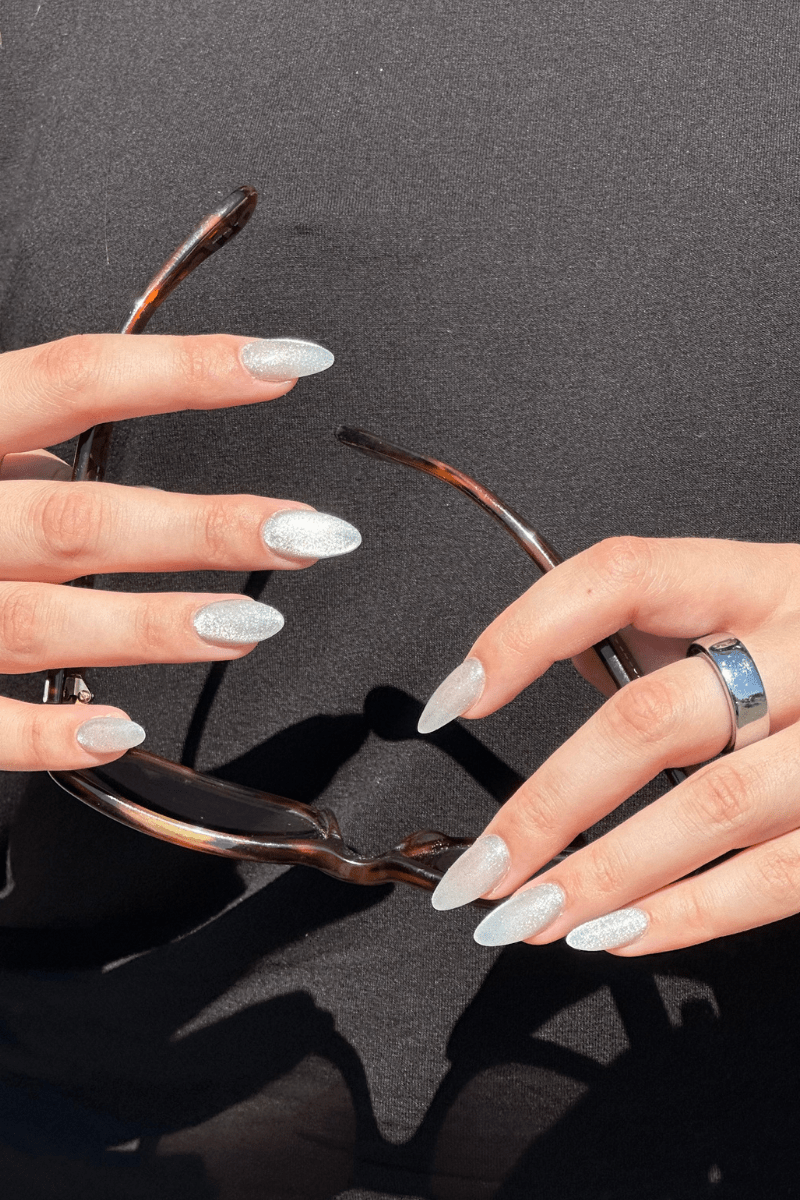 Stardust Cat Eye · 551 | Nailster Denmark