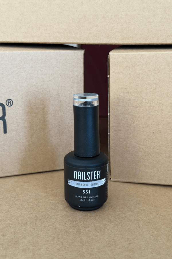 Stardust Cat Eye · 551 | Nailster Denmark