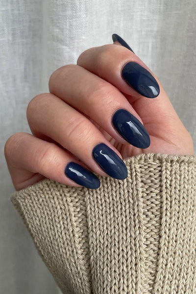 Stormy Grey  · 203 - Hand