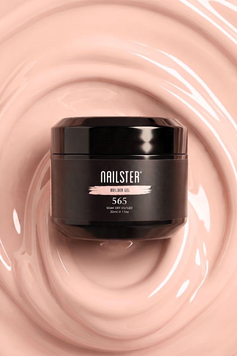 Warm Embrace · 565 | Nailster Denmark