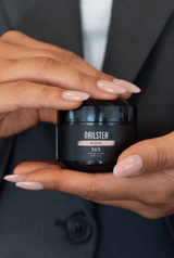 Warm Embrace · 565 | Nailster Denmark