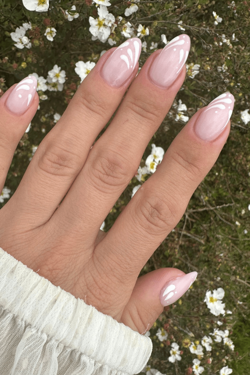 White Swirl Look | Nailster Denmark