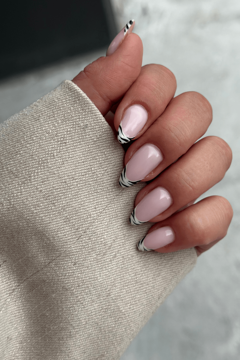 Zebra French Look | Nailster Denmark